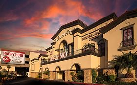 Silver Sevens Hotel y Casino